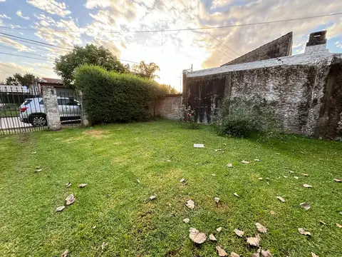 Casa en Venta con 5 cocheras
