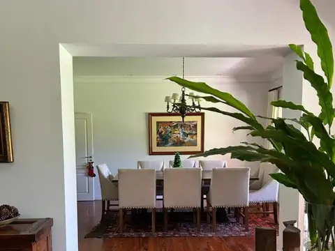 Barrio Laguna Del Sol. Avenida Coronel Escalada 1200