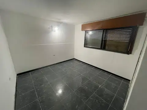 VENDE CASA INTERNA 2 DORMITORIOS B. GENERAL BUSTOS
