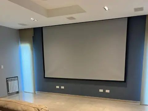 Casa en Alquiler en Terralagos, USD 5.500