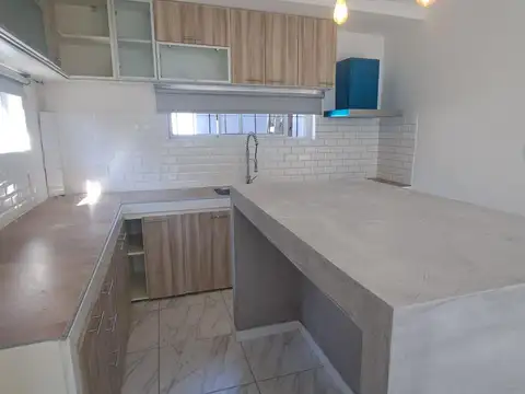 Casa en Venta en Gonzalez Catan, USD 87.000