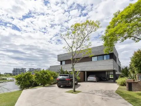 Lagos del Golf Nordelta al 100