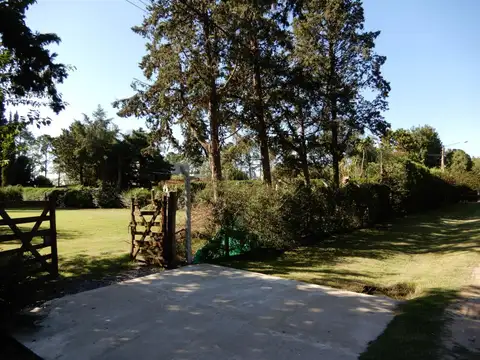 Excelente terreno en Barrio Parque Exaltación con mejoras