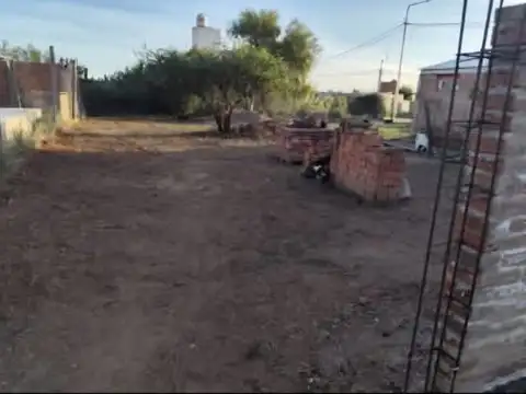 Terreno en Venta 32  mts Fondo