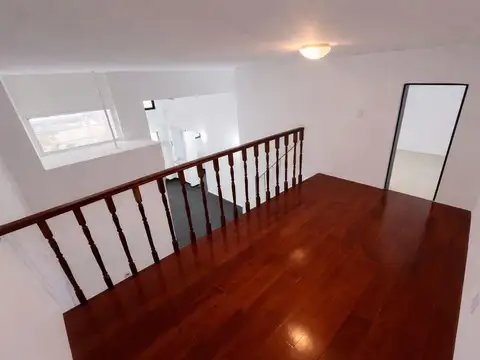 Depto Tipo Casa 2 ambientes con 1 baño