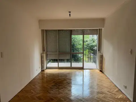 VENTA DEPARTAMENTO 4 AMBIENTES CON BALCON Y COCHERA– LA BOCA