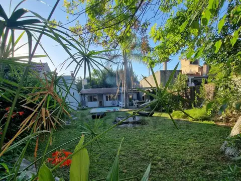 Venta Casa en City Bell entre caminos