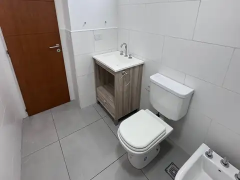 MONOAMBIENTE EN VENTA ITUZAINGO NORTE OPC COCHERA