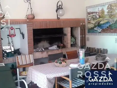 Chagas e/Vieytesy Montes de Oca