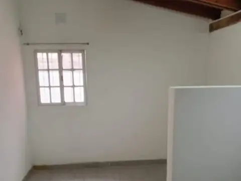 Depto Tipo Casa en Alquiler de 3 ambientes