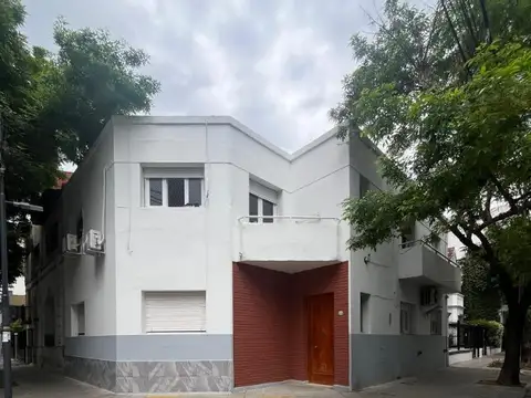 BELGRANO -PH Tipo Casa P. Baja   2 AMB.- FRENTE