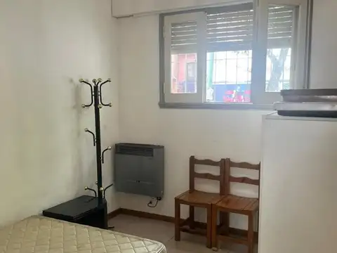 Depto Tipo Casa en Venta 50 años
