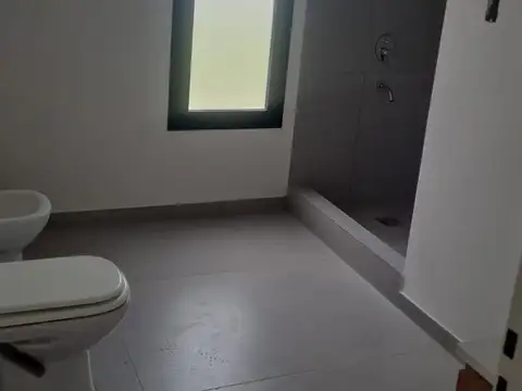 MUY LINDA CASA EN ALQUILER BARRIO EL ALJIBE