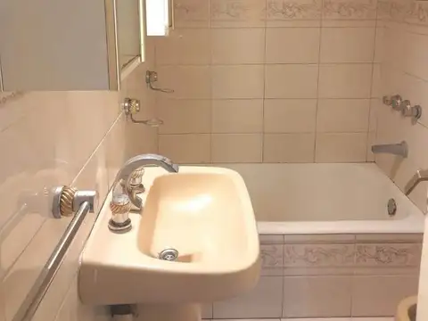 Almagro/Excelente para Inversores Muy Buen 2 Ambientes con Patio