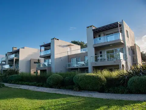 VENTA DE DEPARTAMENTO EN MAR DE LAS PAMPAS