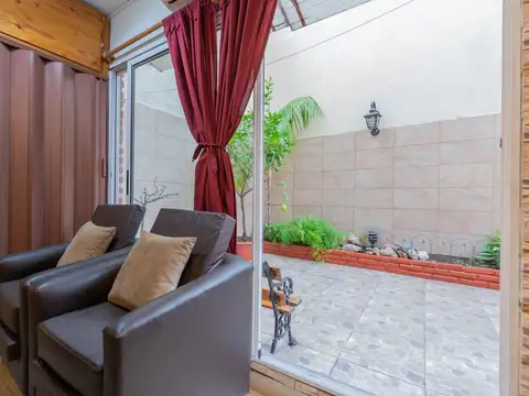 Depto Tipo Casa en Venta en Villa General Mitre, USD 99.900