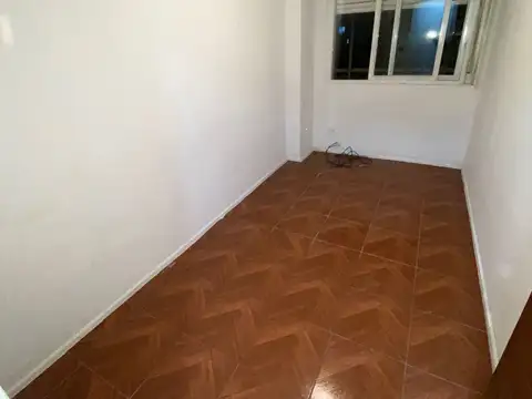 Departamento en Venta en Chacarita, USD 109.000
