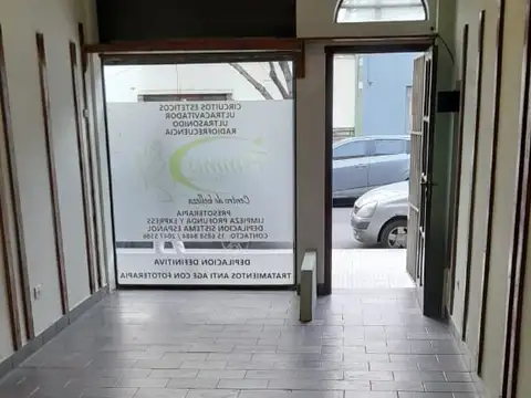 Local 25m2 en alquiler en Villa del Parque. SIN EXPENSAS.
