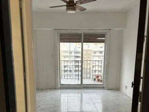 Departamento en alquiler - 1 Dormitorio 1 Baño - Flores