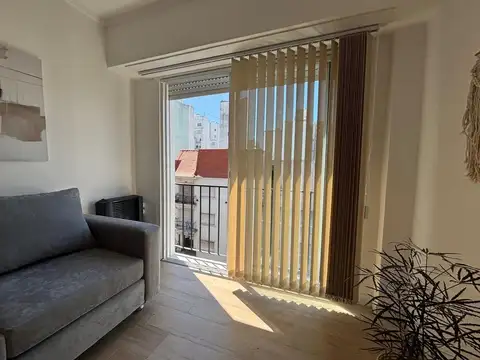 Departamento en Venta en Plaza Colon, USD 86.000