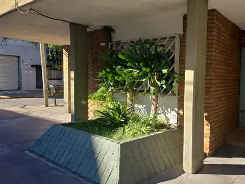 Depto Tipo Casa en Venta de 5 ambientes