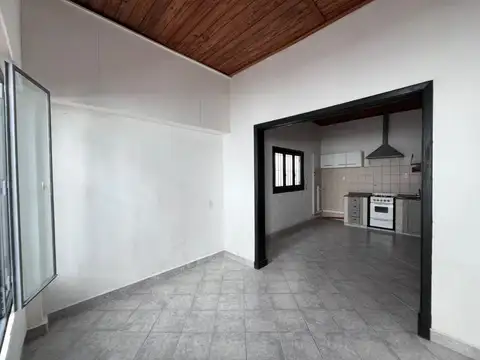 Depto Tipo Casa en Alquiler al Oeste