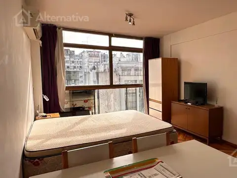 Corrientes al 1600 9 entre Callao y