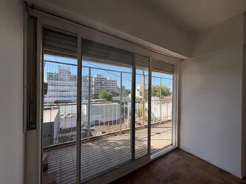 Ameghino 710 , Piso 3