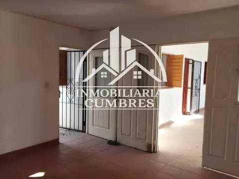 Casa 5 ambientes con 2 baños
