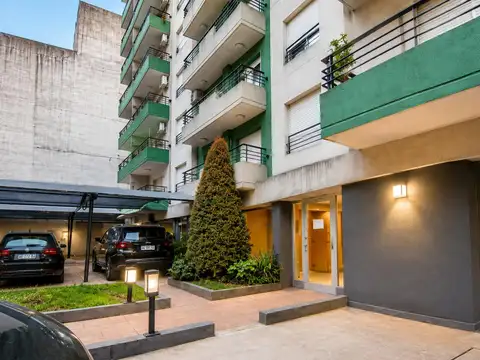 Venta Cochera semicubierta en Haedo