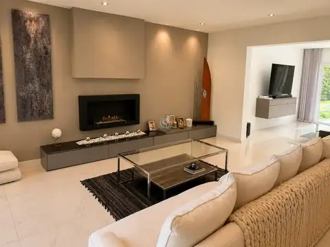 Casa en Venta en La Caballeriza, USD 350.000