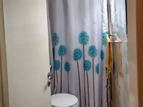 Depto Tipo Casa 2 ambientes con 1 baño