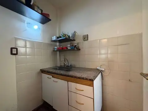 VENTA DEPTO 4 AMB 6°- APTO PROF.-SAN NICOLAS, CABA
