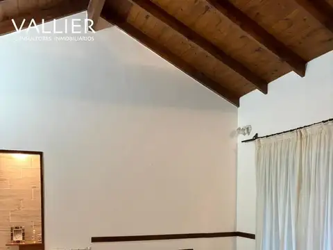 B. Santa Silvina, Av Honorio Pueyrredón 1300