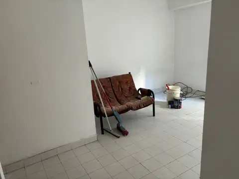 Av Nazca 100, Piso 2