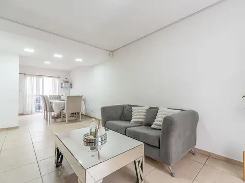 Depto Tipo Casa en Venta 4 años