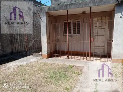 VENTA DE DOS PH CON COCHERA Y PATIO, LOTE PROPIO EN LA MATANZA