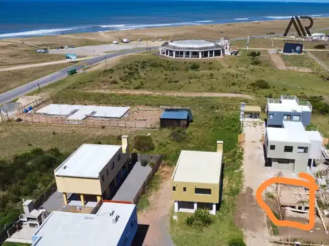 Casa en venta c/ cochera en Barra De Portezuelo