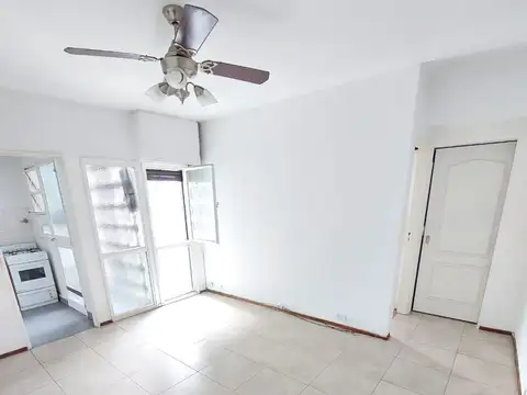 Alquiler departamento 2 ambientes con lavadero en  Las Cañitas