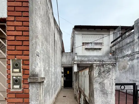 VENTA - DEPTO TIPO CASA 3 AMB - PH - CASEROS - TRES DE FEBRERO