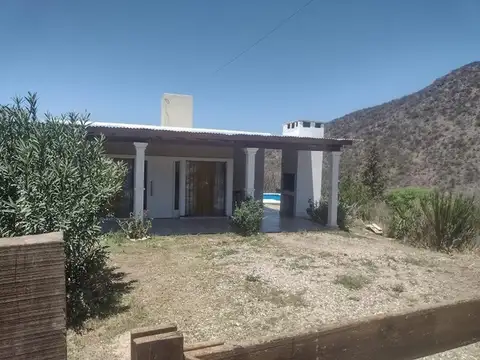 Casa en Venta en La Serranita, Santa María