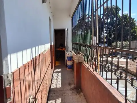 Depto Tipo Casa en Venta 42 años