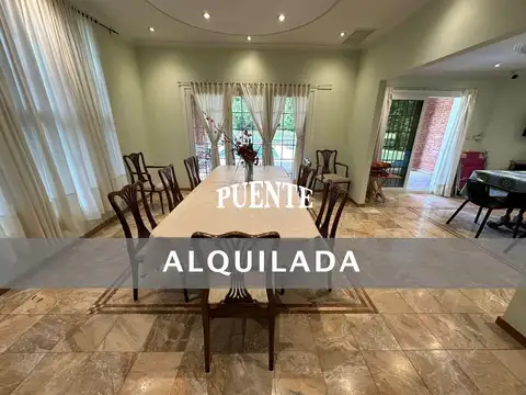 Casa 6 ambientes con 3 baños
