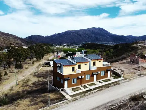 Dúplex en venta, Cerro Victoria. Potrero de los Funes. Pileta y cochera
