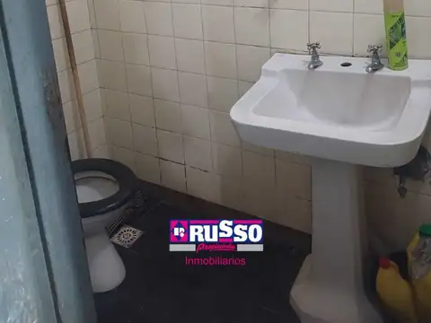 Galpon en Alquiler en Caseros, $ 2.320.000