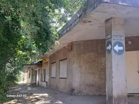 ESPACIOSA CASA ESQUINERA 2 DORMITORIOS A METROS DE OROÑO