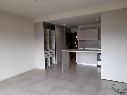 Departamento en Alquiler con 1 cochera