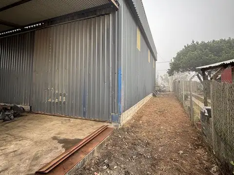 Venta Galpón Deposito  200 m2. Pinar Norte