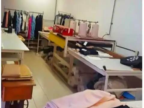 Galpon en Venta en Ciudadela, USD 380.000