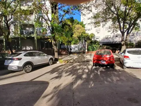 Excelente cochera fija en Nuñez